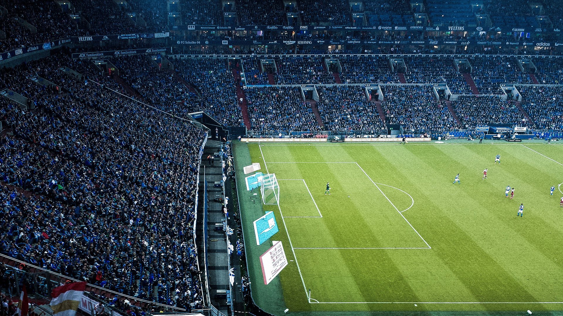 内马尔一锤定音！英格兰险胜比利亚雷亚尔，桑巴巨星展现决定性价值